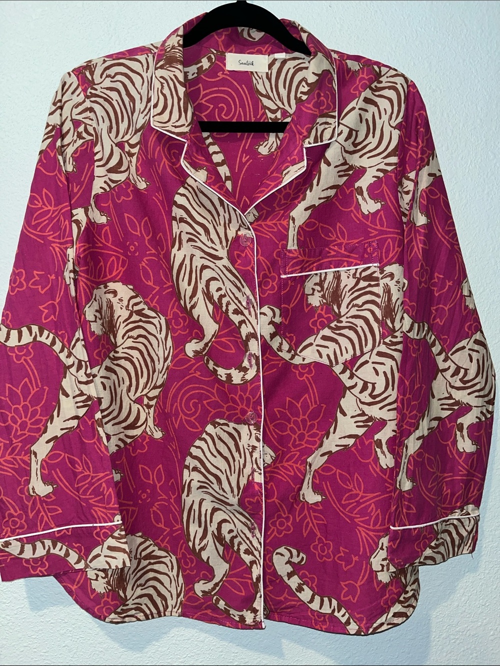 SAATVIK Pink Tiger Print Button-Up Women's  Pajama Top!
SZ M